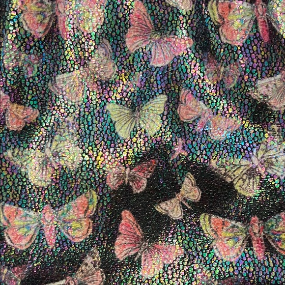 NWT QUEEN OF SPARKLES Women’s Iridescent Butterfly Top size Medium - Picture 4 of 8